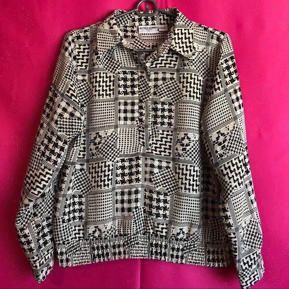 Alfred Dunner Tops - Alfred Dunner black and white pattern shirt